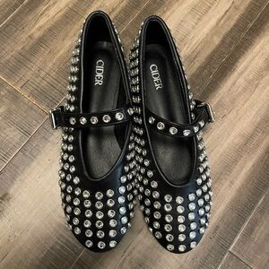 Cider studded Mary Jane flats size 7